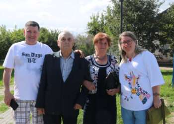 Двадцать супружеских пар из Есаульского получили знак «Семейное счастье»