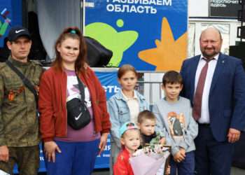 Семьям бойцов СВО вручили благодарственные письма главы Сосновского района