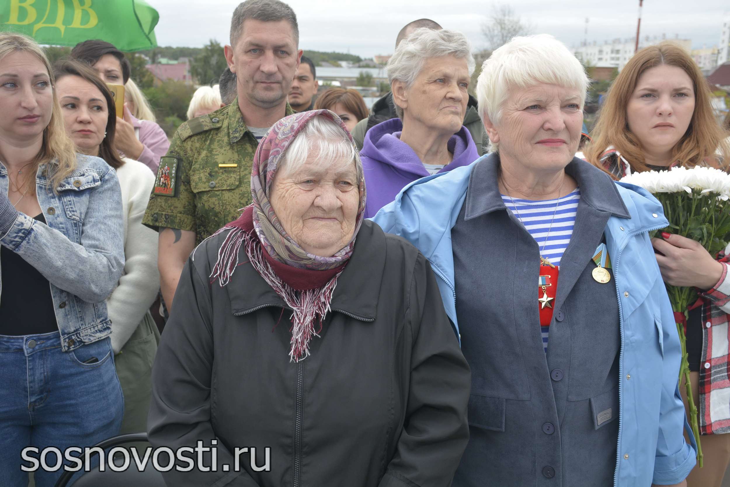 Снайпер на берегу Зюзелги: в Долгодеревенском открыли памятник участникам СВО