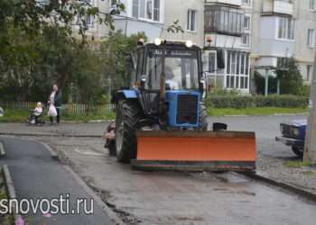 В Рощино завершается благоустройство двора на Ленина