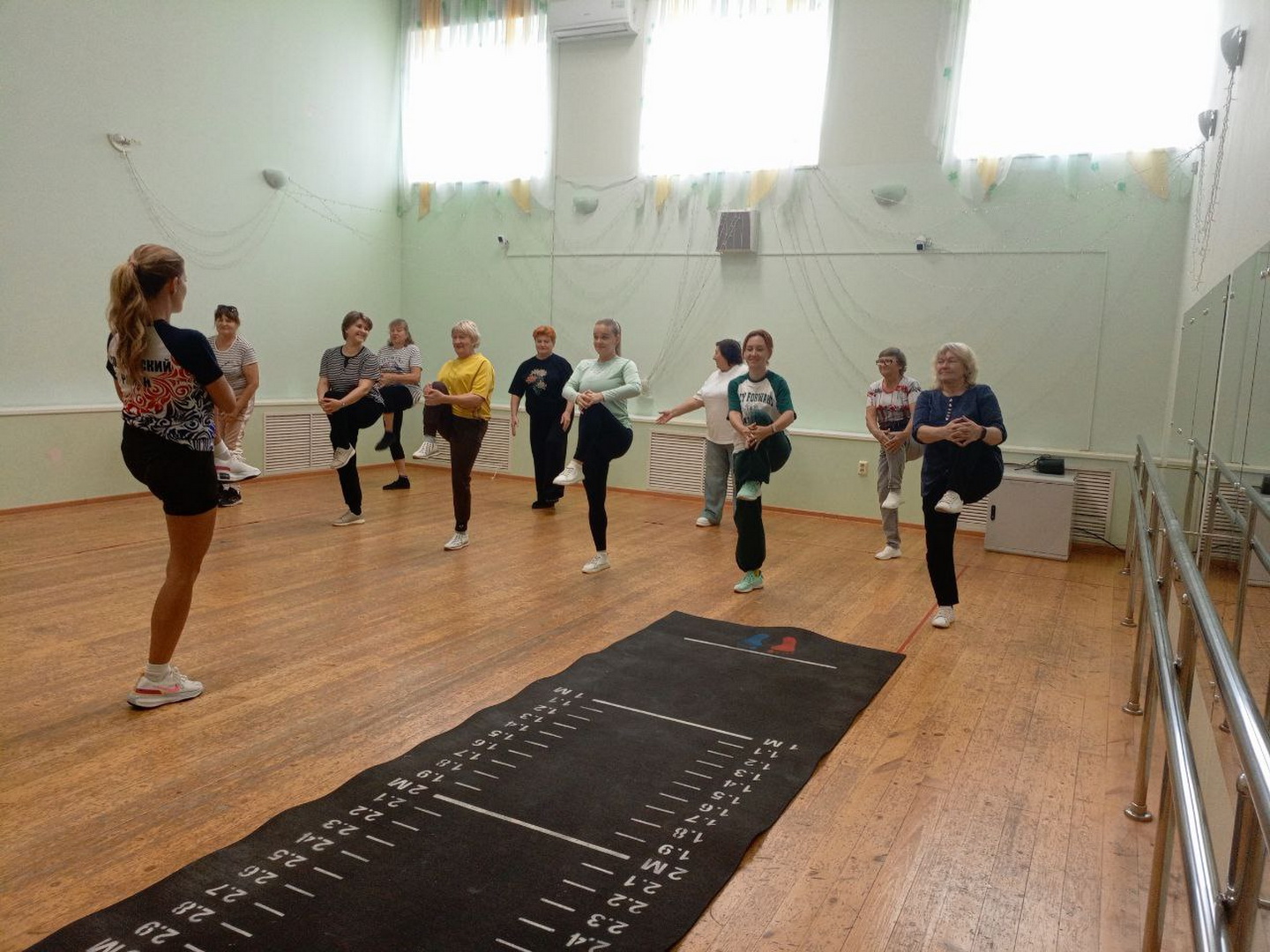 Работники Кременкульского ДК доказали свою спортивную подготовку