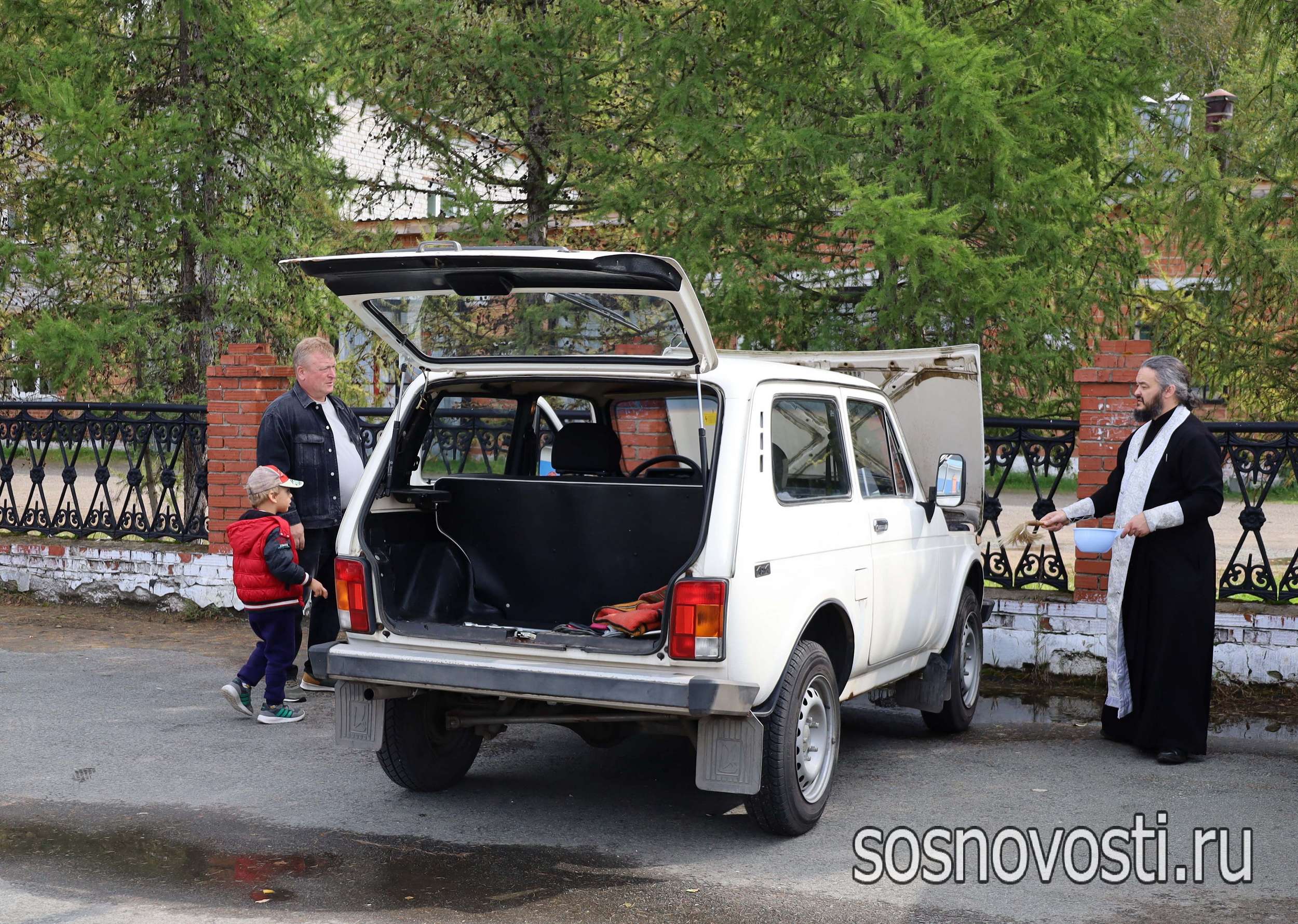 Так приближаем победу: из Сосновского района ушел гуманитарный конвой