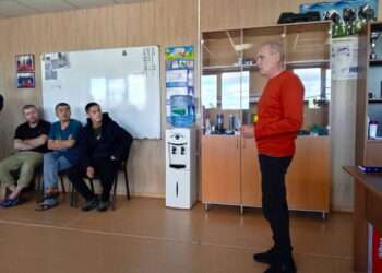 Для иностранных работников племзавода провели адаптационный курс