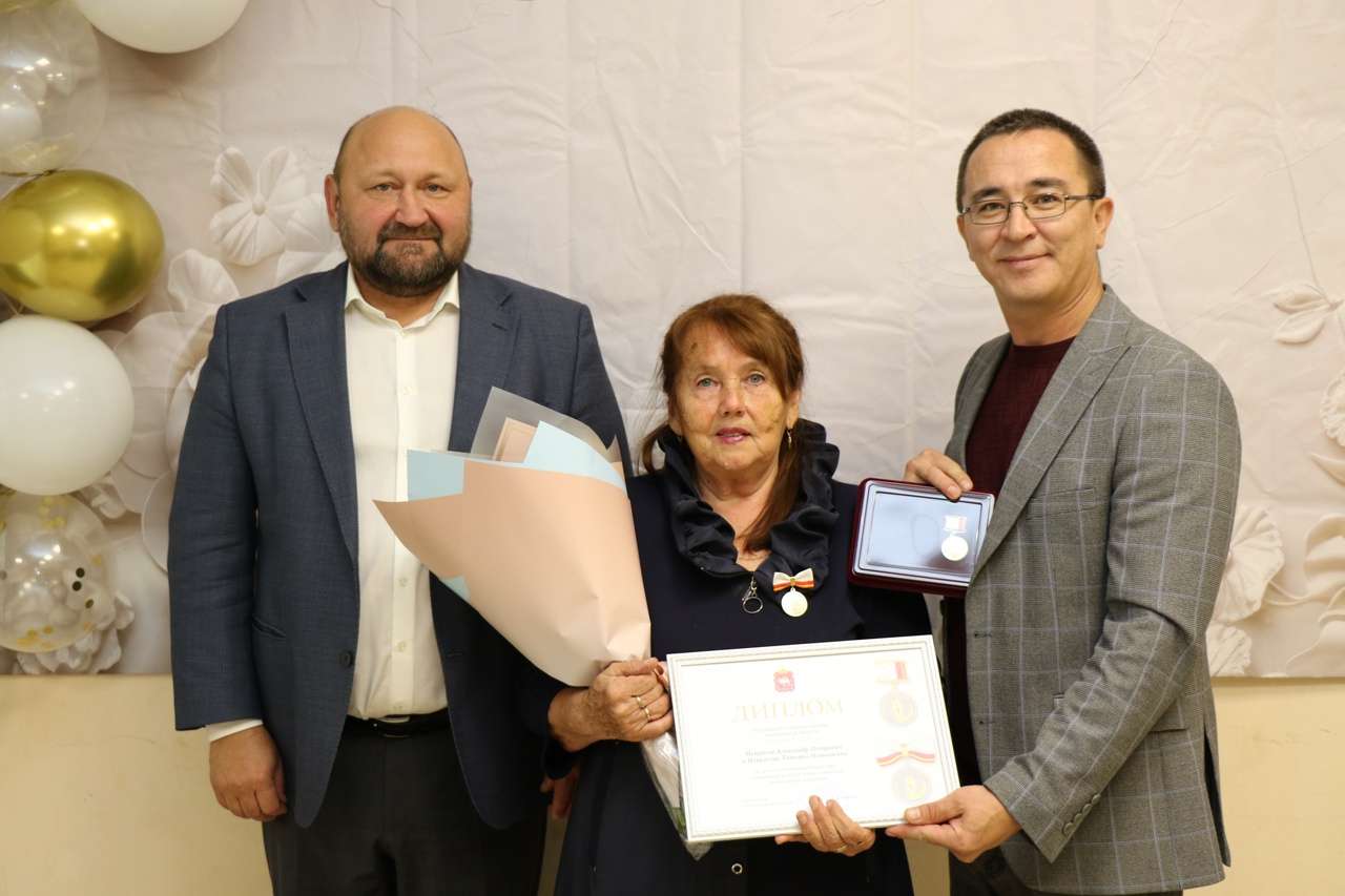 Семь пар из Сосновского района стали обладателями «Семейного счастья»