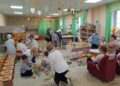В Рощино детсадовцы подарили ветеранам поделки