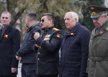 Частицу Вечного огня передали ветеранам Южного Урала