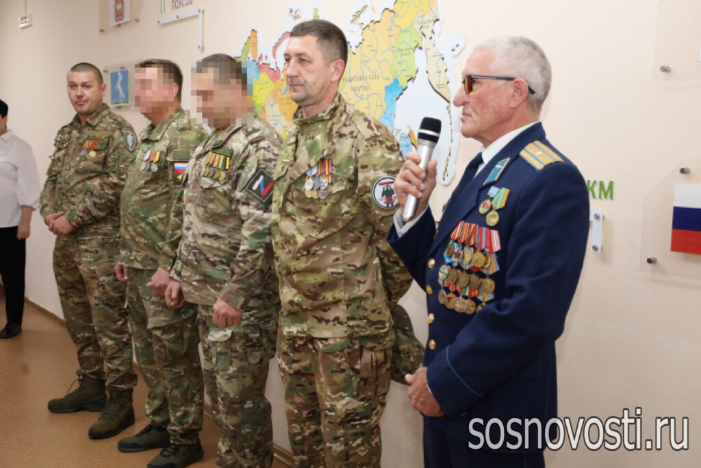 Рощинских школьников посвятили в юнармейцы