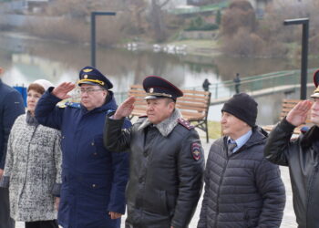 Начальник ГУ МВД по Челябинской области Сергей Космачев посетил Сосновский округ