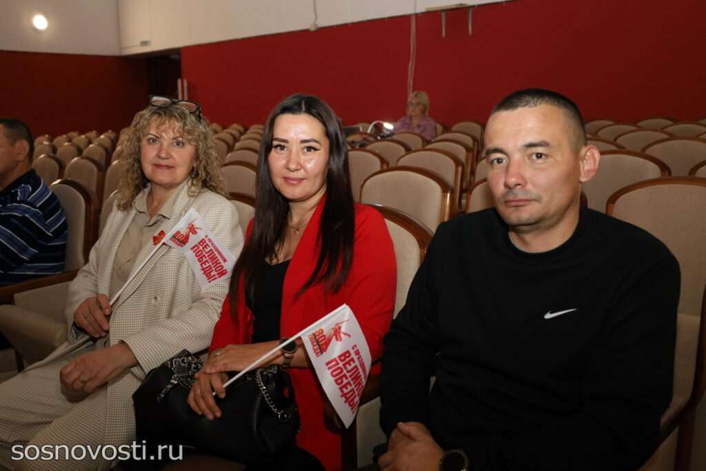 В Полетаевском ДК прошел фестиваль волонтеров Сосновского округа