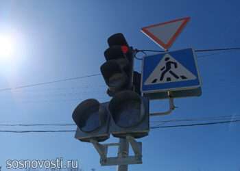 В Кременкульском поселении заработают два новых светофора