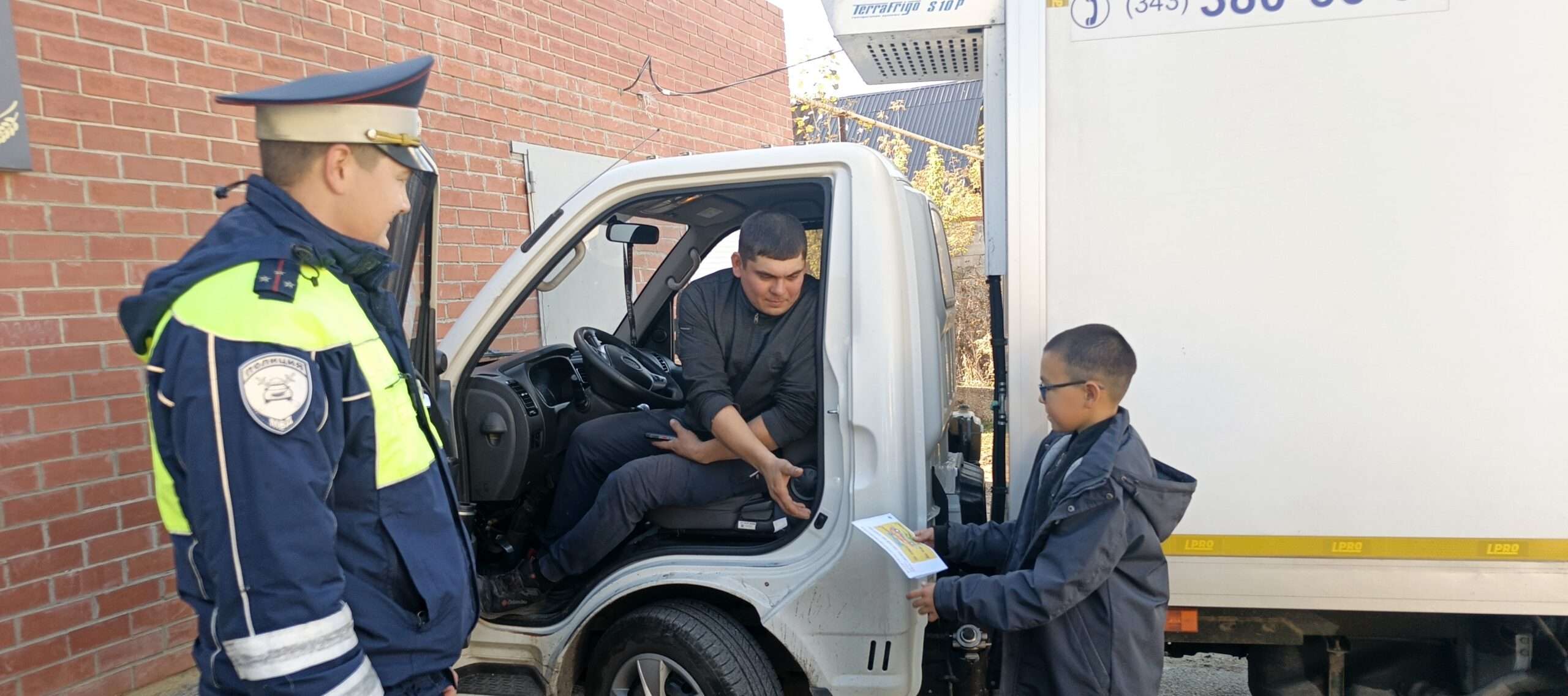 В Саккулово прошла профилактическая акция "Письма водителю"