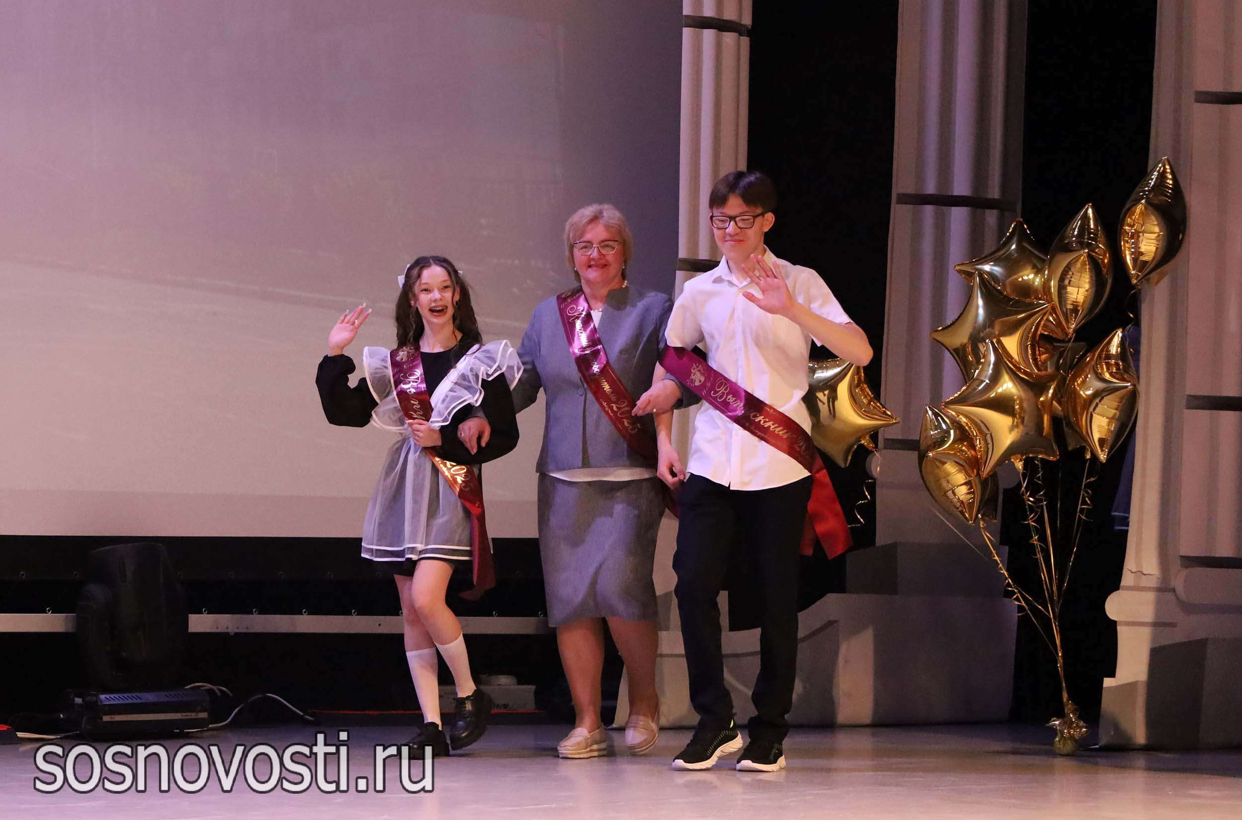 Теперь за партами – дети учеников: педагог Долгодеревенской школы рассказала о работе