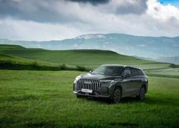 JAECOO J8: стильный и элегантный кроссовер, который выделяется в городском потоке