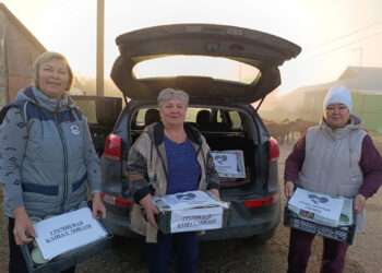 Волонтеры из Саккулово отправили бойцам домашние консервы