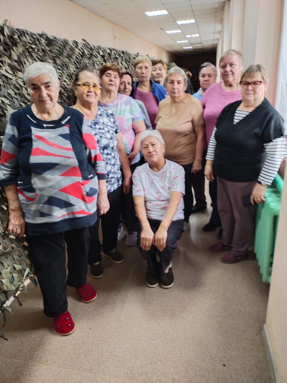 Обогреватели и медикаменты: жители Есаульского вновь отправили гуманитарную помощь