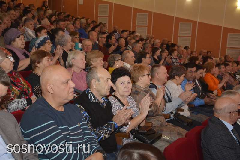 Спасибо труженикам земли: аграрии принимали поздравления