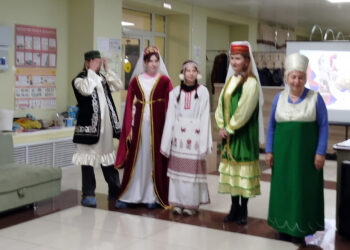 В Есаульском День народного единства отметили песнями и викториной