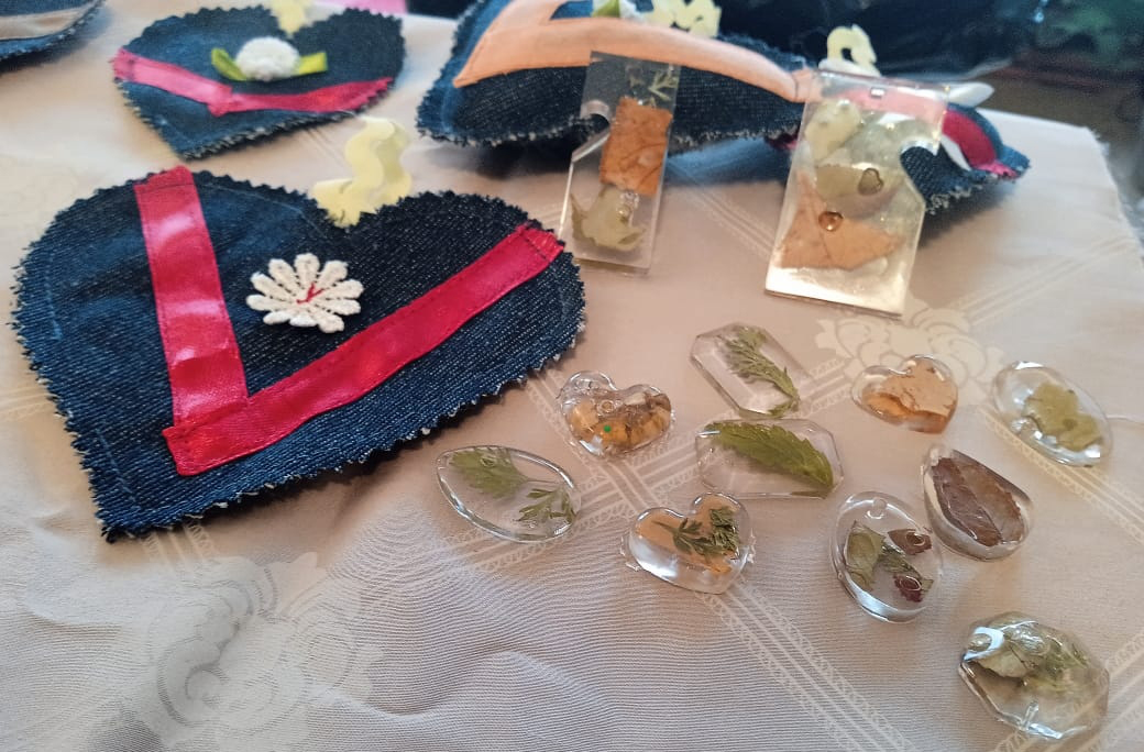 Сувениры для бойцов: девочка попросила передать на фронт брелоки