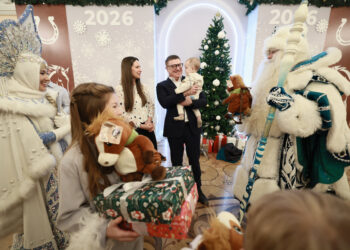 Юные сосновцы получили подарки от губернатора Челябинской области