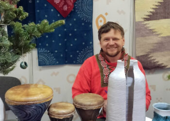 Сосновский мастер участвует в ярмарке в Москве