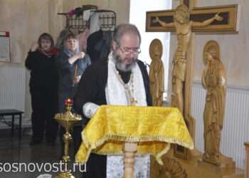 В Долгодеревенском прошла панихида по погибшим участникам СВО