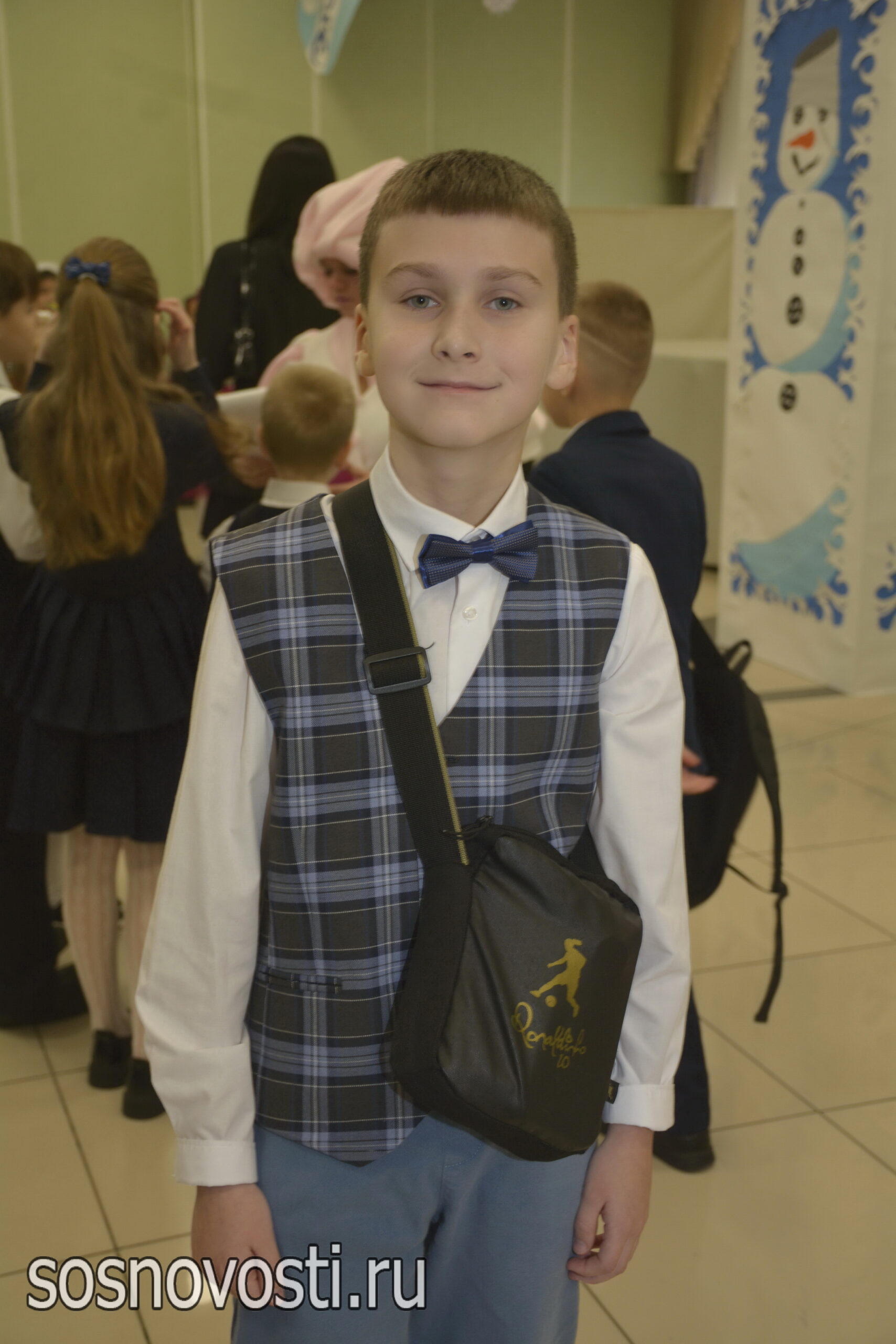 Глава Сосновского округа поздравил ребят, отличившихся в учебе и спорте