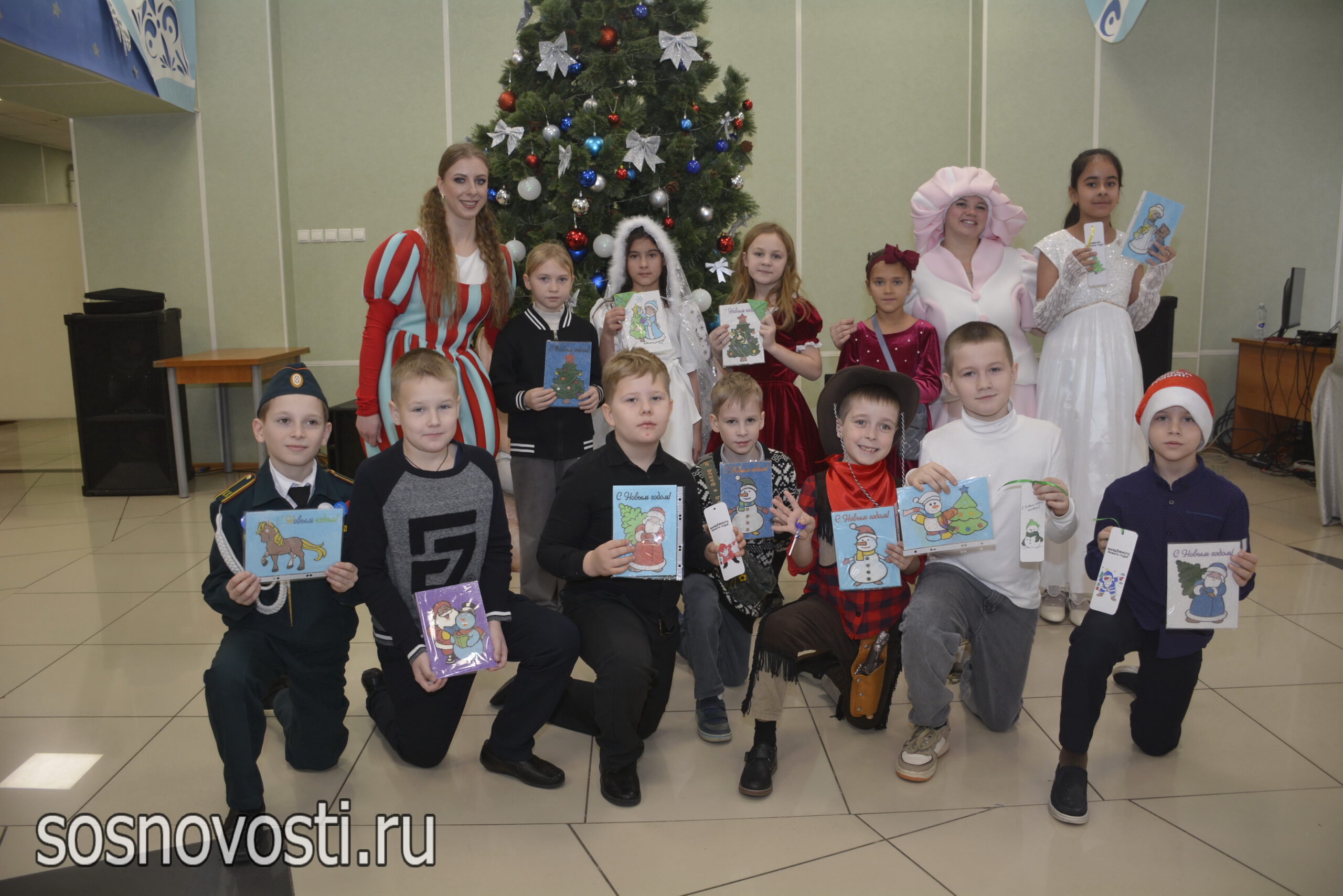 Глава Сосновского округа поздравил ребят, отличившихся в учебе и спорте