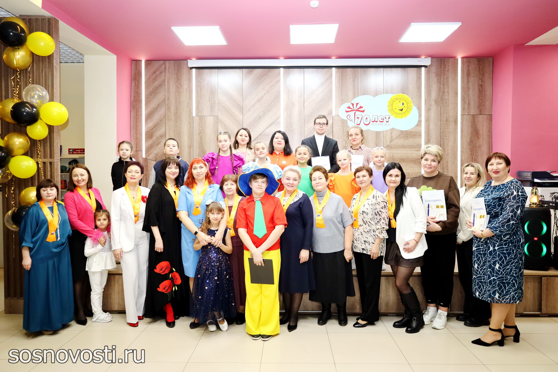 В стиле Незнайки: в детской библиотеке отметили 70-летний юбилей