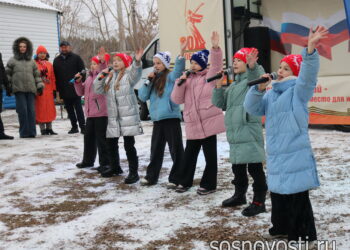 В Малиновке встречали библиотеку на колесах