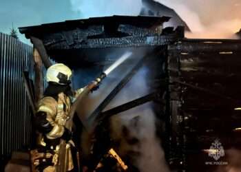 В Красном поле сгорела двухэтажная баня