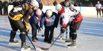 Кубок главы Сосновского округа по хоккею разыграют в Солнечном