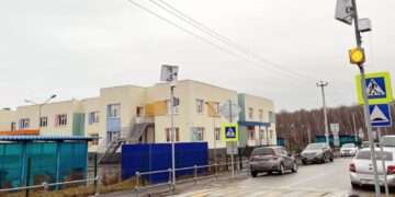 В Долгодеревенском у детского сада обустроили тротуар и пешеходный переход