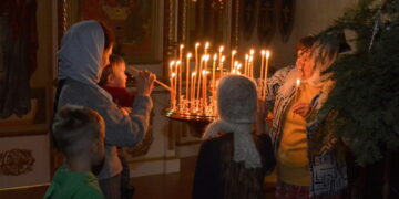 В Свято-Троицком храме прошло праздничное богослужение