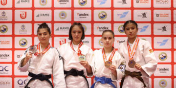 Спортсменку из Сосновского округа отметили за достижения в дзюдо