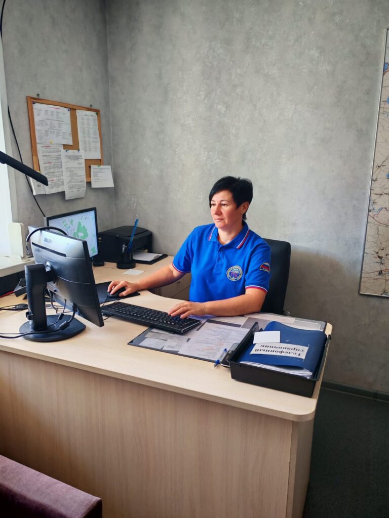 Операторы службы спасения Сосновского округа принимают более сотни звонков каждый день