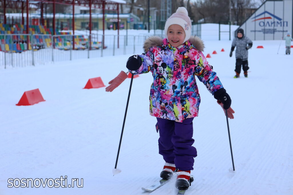 Сосновские спортсмены приняли участие в «Лыжне России- 2026»