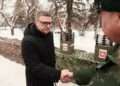 Алексей Текслер поздравил южноуральцев с Днем защитника Отечества