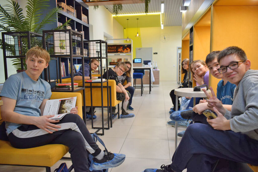 Сотрудник библиотеки организовал клубы любителей манги и настольных игр