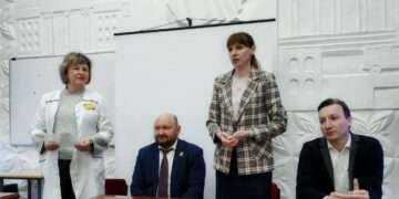 Глава Сосновского округа представил нового главного врача районной больницы