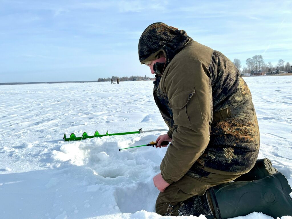 На озере Узункуль прошли соревнования по подледному лову