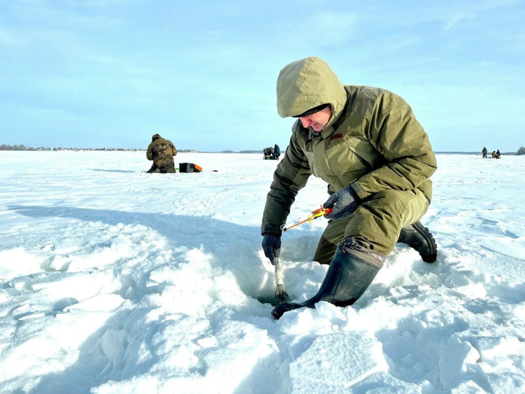 На озере Узункуль прошли соревнования по подледному лову