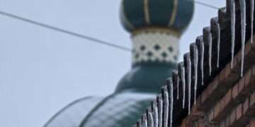 Куда сообщить о сосульках