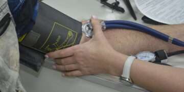 Как записаться на прием к врачу, не выходя из дома