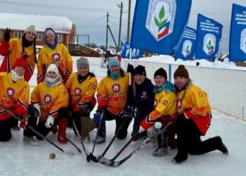 Сосновские хоккеистки стали призерами областного фестиваля