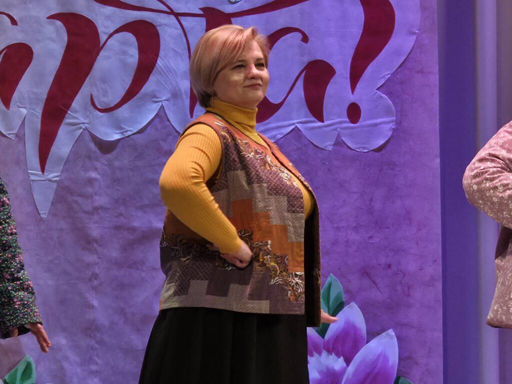 Жительницы Полетаево встречали весну на выставке и концерте