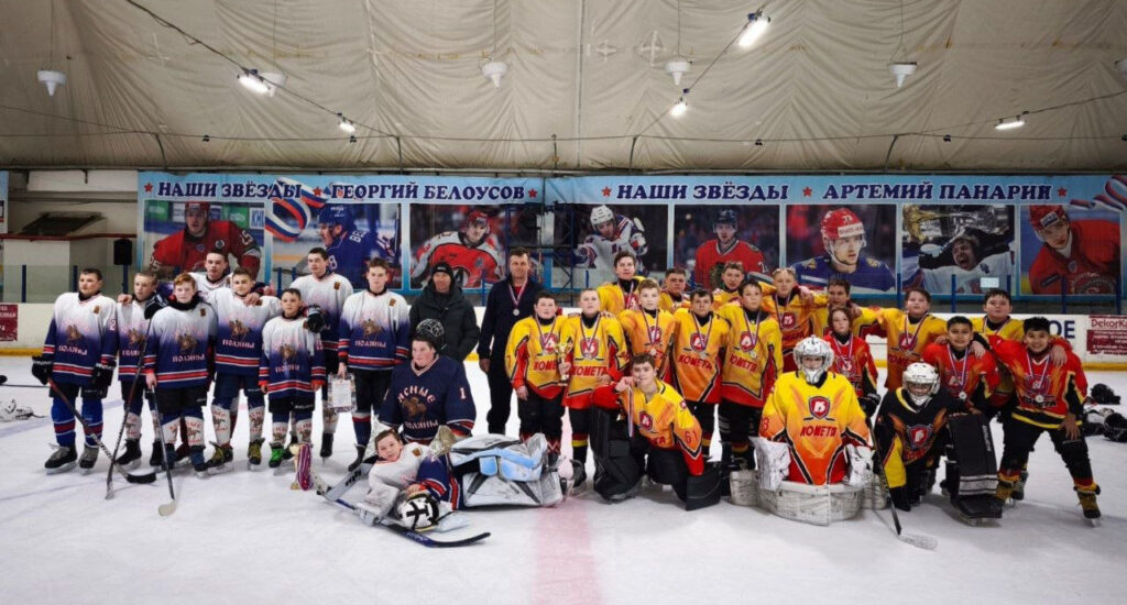 Сосновские хоккеисты стали лидерами юношеских турниров Челябинской области
