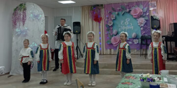 В Томинском отмечали праздник концертом и конкурсами