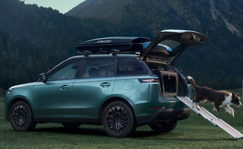 JAECOO J6 – автомобиль, созданный для тех, чьи маршруты не ограничиваются городскими улицами.