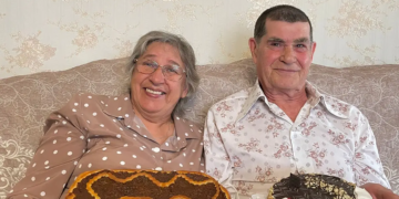 Любовь началась с рубашки: история сосновской семьи