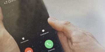 Сотрудник соцфонда спрашивает пин-код. Это мошенник